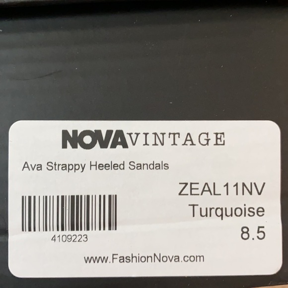 Ava Strappy Heeled Sandals MINOR DAMAGE - Picture 4 of 4